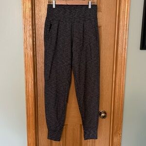Athleta Venice Jogger in Gray Size Small Tall